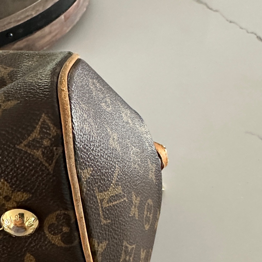 Louis Vuitton Tivoli GM Monogram Canvas Shoulder Bag - Picture 11 of 14